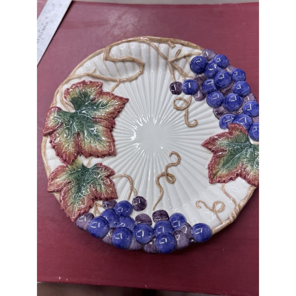 HTF FITZ & FLOYD AUTUMN VINEYARD PLATE LEAVES AND BERRIES 8.5in